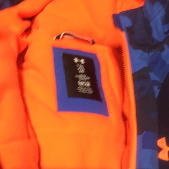 Winter coat- great shape, no rips, no stains, like new. We just grew! - Picture 3 of 7